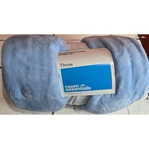 Plush Throw Blanket Light Blue 50 x 80 inches NEW Recycled Polyester